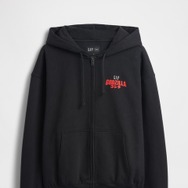 ゴジラ ヴィンテージソフトグラフィック GAPロゴ ジップアップパーカー　9,990円 (税込み)