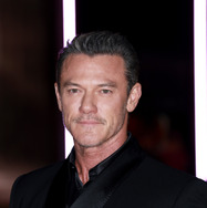 ルーク・エヴァンス　Photo by Lia Toby/Getty Images