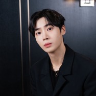 “売れっ子俳優” チュ・ヨンウ、お酒とカフェインをやめて3カ月…「このままだと死にそうで」