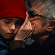 『都市の寓話 An Urban Allegory』© Ad Vitam Films / Social Animals / Arte France Cinéma / 2024