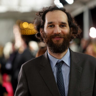 ジョシュ・サフディ監督　Photo by Presley Ann/Getty Images for Palm Springs International Film Society