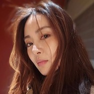 女優カン・ソラの日本気まぐれ散歩に称賛「本当にきれい。雰囲気の女神」