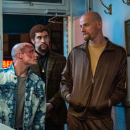 コート・スティーリング 27枚目の写真・画像