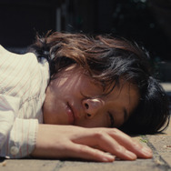 『まっすぐな首』