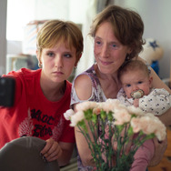 『そして彼女たちは』ⓒLes Films du Fleuve - Archipel 35 - The Reunion - France 2 Cinéma - Be Tv & Orange - Proximus - RTBF (Télévision belge) / Photo©Christine Plenus