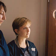 『そして彼女たちは』ⓒLes Films du Fleuve - Archipel 35 - The Reunion - France 2 Cinéma - Be Tv & Orange - Proximus - RTBF (Télévision belge) / Photo©Christine Plenus