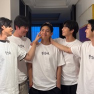 “まるで家族” パク・ソジュンを中心とした豪華仲良しグループ「ウガファミリー」のすべて！