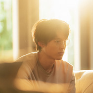 松村北斗『ファーストキス　1ST KISS』🄫2025「1ST KISS」製作委員会