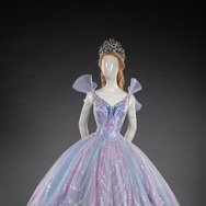 『ウィキッド 永遠の約束』セレブレーション衣装展示