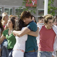 『ハイスクール・ミュージカル２』ディズニープラスで配信中 © 2026 Disney