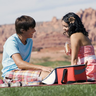 『ハイスクール・ミュージカル２』ディズニープラスで配信中 © 2026 Disney