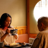 枯れ木に銃弾 10枚目の写真・画像