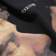 『トゥギャザー』公式グッズTOGETHER PHOTO TシャツA© 2025 Project Foxtrot, LLC