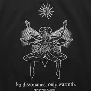 『トゥギャザー』公式グッズTOGETHER PHOTO TシャツA© 2025 Project Foxtrot, LLC