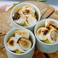 「桜・グランピングブッフェ」焼きマシュマロ