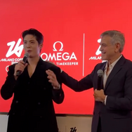 パク・ボゴムの完璧なビジュアルにジョージ・クルーニーも驚嘆！豪華2ショットに“ほっこり”