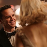 『ブルームーン』© 2025 FUNNY VALENTINE, LLC ALL RIGHTS RESERVED.