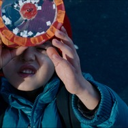 『都市の寓話 An Urban Allegory』© Ad Vitam Films / Social Animals / Arte France Cinéma / 2024