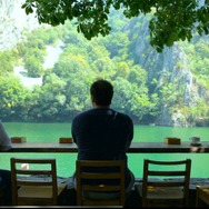 『どこでもない、ここしかない』