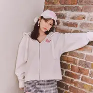 rienda×「Emily in Paris」