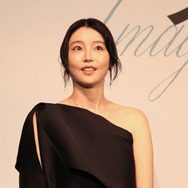 向里祐香『架空の犬と嘘をつく猫』初日舞台挨拶