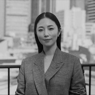 Netflix、プロデューサーMEGUMIと複数年の独占契約を締結。『ラヴ上等』の世界的ヒットを受けアンスクリプテッド制作を強化