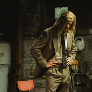 『ブゴニア』(C) 2025 FOCUS FEATURES LLC.LLC.