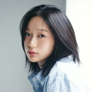 『赤い袖先』出演の新人女優、2PMジュノの事務所に移籍！“兄妹”共演から仲間に