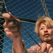 『殺し屋１ ４K』©山本英夫/小学館「殺し屋 1」製作委員会 2001