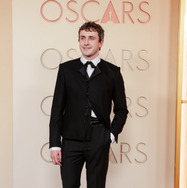 ポール・メスカルPhoto by Lexie Moreland/WWD via Getty Images