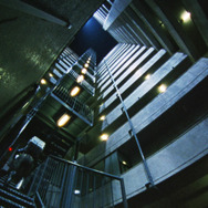 『殺し屋１ 4K』©山本英夫/小学館「殺し屋1」製作委員会2001