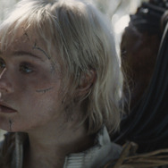 『プレデター：バッドランド』© 2026 20th Century Studios