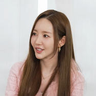 パク・ミニョン、「水中撮影で死にかけた」エピソードや豪華すぎる自宅サウナの秘話を披露！