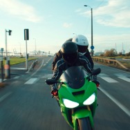 イート・ザ・ナイト 9枚目の写真・画像