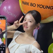 パク・ボヨン、広告撮影での“清純かつセクシー”な魅力に女優仲間も称賛！「可愛すぎる」【PHOTO】