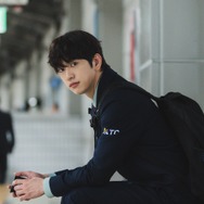 「代替不可能なロマンス職人」パク・ジニョン、出演作ごとに“伝説のカップル”を誕生させる圧倒的な表現力！