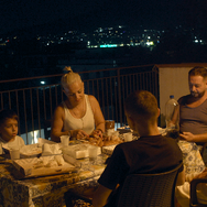 『ヴィットリア 抱きしめて』©2024 Zoe Films, Sacher Film, Scarabeo Entertainment, Ladoc