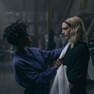 歌姫アン・ハサウェイのカリスマ性に圧倒される！A24『Mother Mary』新予告編