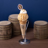 バタービール・アイス スクープ／Harry Potter Cafe Window