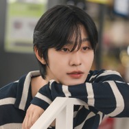 アン・ヒョソプ、新作ドラマで“ツンデレ”な魅力炸裂！『本日も完売しました』は「ご飯のお供」