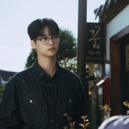 「ロマンスの絶対値」© Amazon MGM Studios