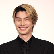 本田響矢「ＧＩＦＴ」の第1話プレミア試写＆スペシャル舞台挨拶