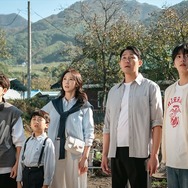 U-NEXT配信『都会の部長 田舎へ行く』のドタバタ帰農ライフに反響！“癒し系家族ドラマ”の誕生