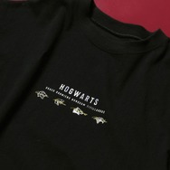 Tシャツ〈10：ブラック/The Great Hall〉
