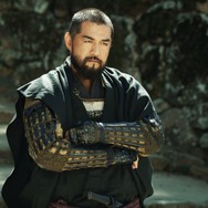 『黒牢城』 (C)米澤穂信/KADOKAWA　(C)2026映画「黒牢城」製作委員会