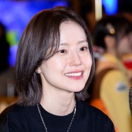 “熱愛報道ゼロだったのに…” 女優ムン・チェウォン、電撃結婚で浮上した「授かり婚」疑惑を即座に否定