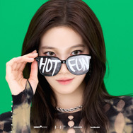 『LE SSERAFIM VR CONCERT：INVITATION』(C) HYBE JAPAN(P)&(C) SOURCE MUSIC