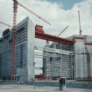 新凱旋門物語 9枚目の写真・画像