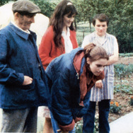 『レネットとミラベル 四つの冒険』© 1987 – LES FILMS DU LOSANGE– C.E.R. COMPAGNIE ERIC ROHMER