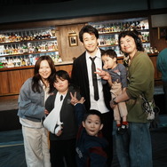 『BYE BYE LOVE 探偵はBARにいる』©2026「BYE BYE LOVE 探偵はBARにいる」製作委員会